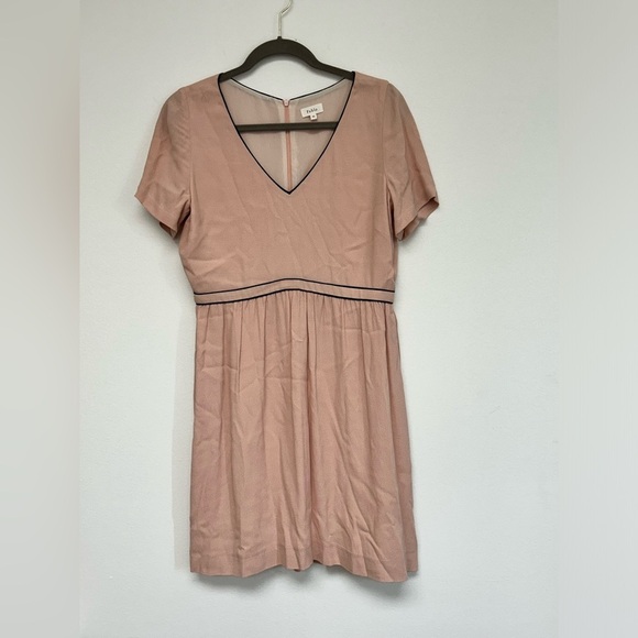 Anthropologie Pablo Light Pink Vneck Short Sleeve Dress size 42 NWOT - Picture 5 of 8
